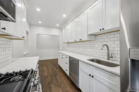 1 Bronxville Road Bronxville Road Bronxville NY 10708