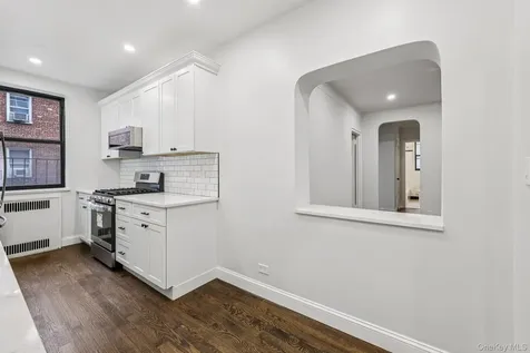 1 Bronxville Road Bronxville Road Bronxville NY 10708