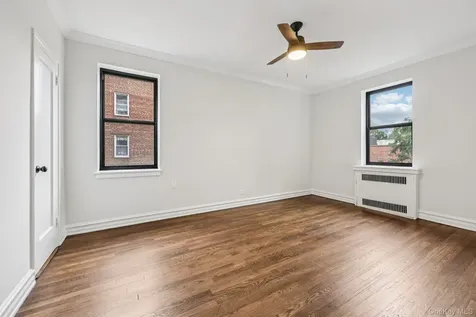 1 Bronxville Road Bronxville Road Bronxville NY 10708