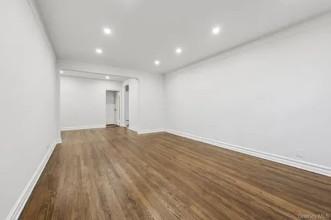 1 Bronxville Road Bronxville Road Bronxville NY 10708