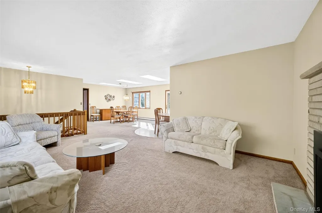 34 Lawrence Road Hyde Park NY 12538