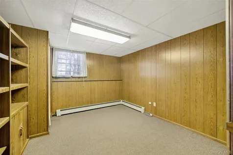 34 Lawrence Road Hyde Park NY 12538