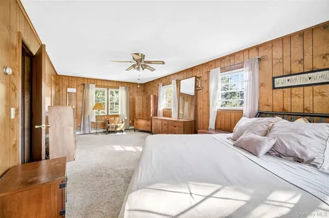 34 Lawrence Road Hyde Park NY 12538