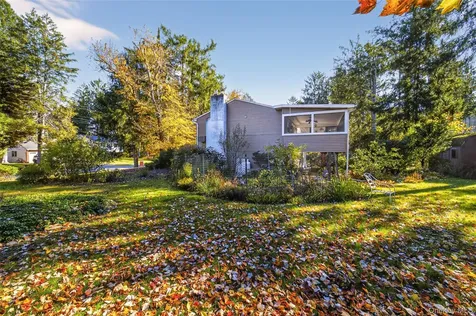 34 Lawrence Road Hyde Park NY 12538