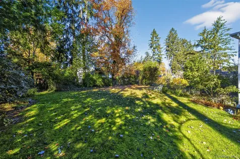 34 Lawrence Road Hyde Park NY 12538