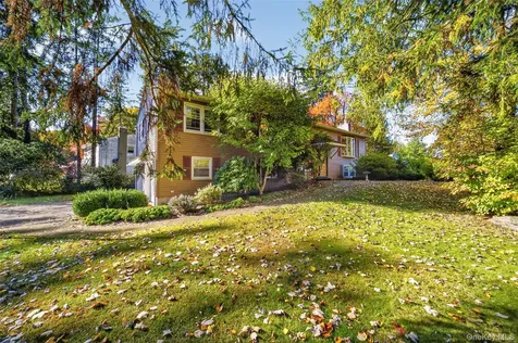 34 Lawrence Road Hyde Park NY 12538