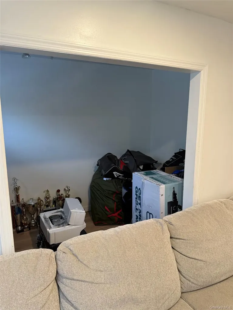443 Howe Avenue Bronx NY 10473