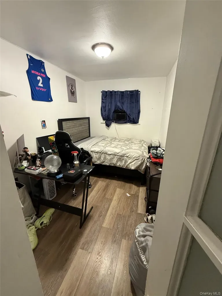 443 Howe Avenue Bronx NY 10473