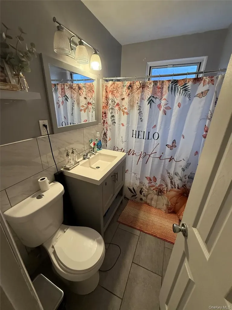 443 Howe Avenue Bronx NY 10473