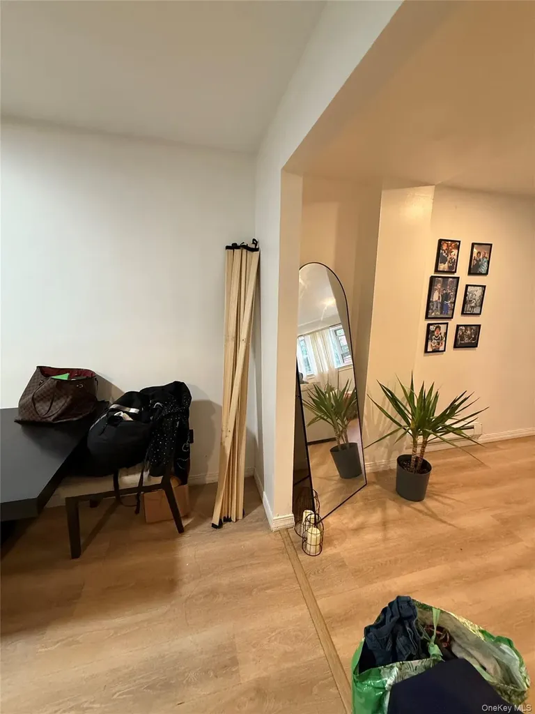 443 Howe Avenue Bronx NY 10473
