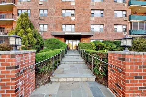 266 Pelham Road New Rochelle NY 10805