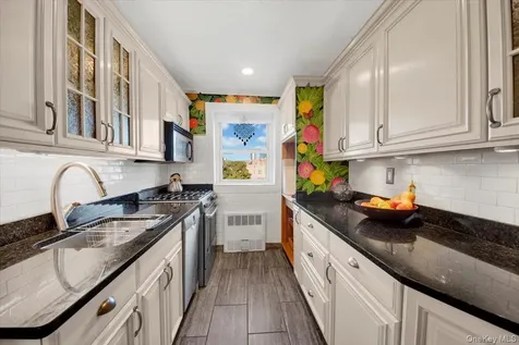 266 Pelham Road New Rochelle NY 10805