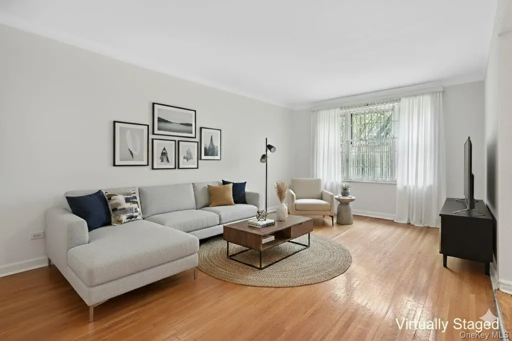 68-61 Yellowstone Boulevard Forest Hills NY 11375