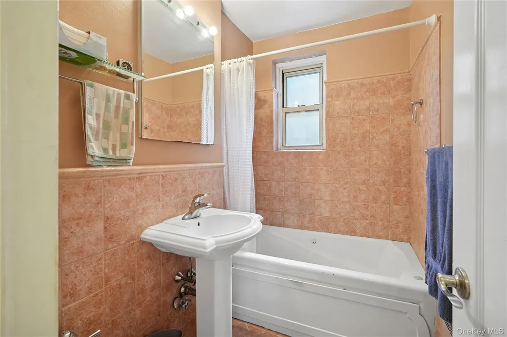 68-61 Yellowstone Boulevard Forest Hills NY 11375