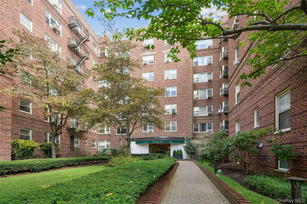 68-61 Yellowstone Boulevard Forest Hills NY 11375