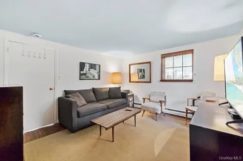 45 New Jersey Avenue Bellport Village NY 11713