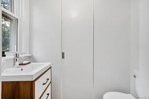 45 New Jersey Avenue Bellport Village NY 11713