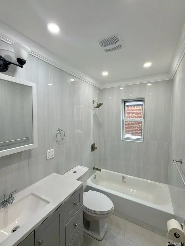 113-40 198th Saint Albans NY 11412