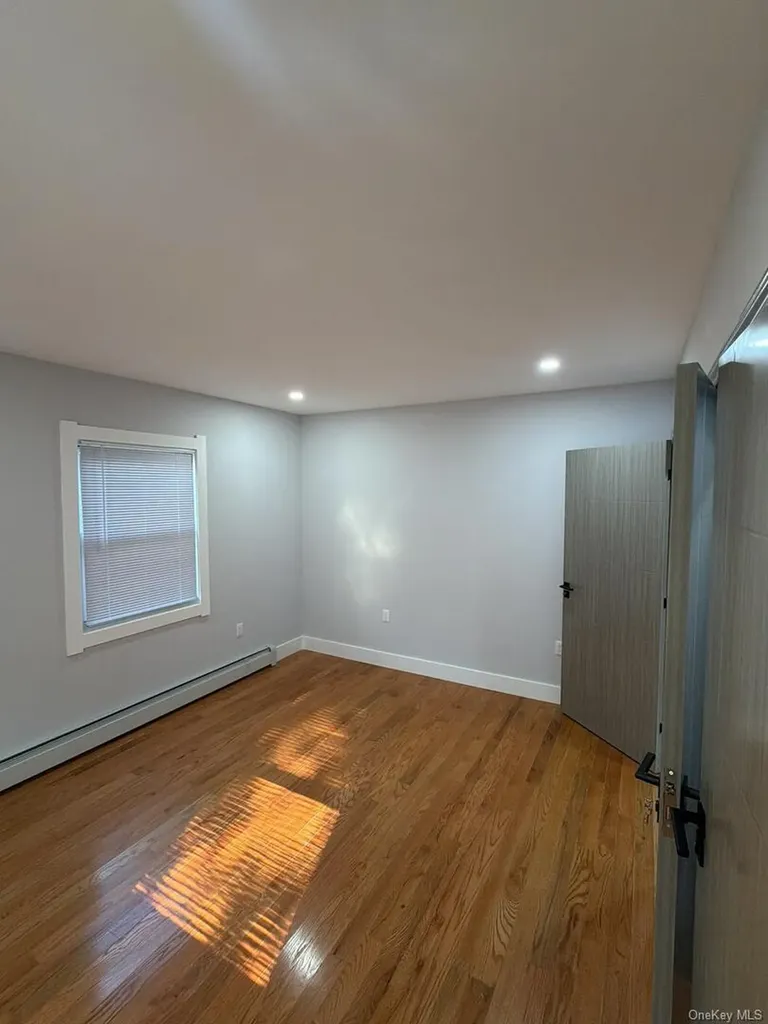 113-40 198th Saint Albans NY 11412