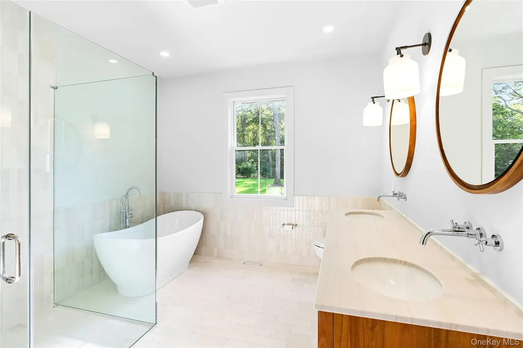 5697 Westphalia Road Mattituck NY 11952