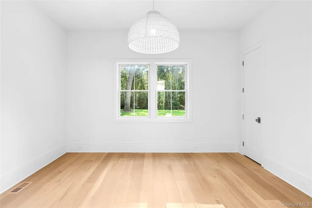 5697 Westphalia Road Mattituck NY 11952