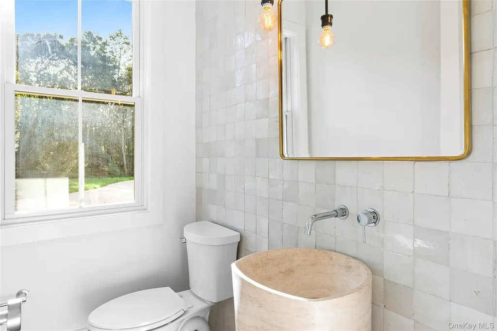5697 Westphalia Road Mattituck NY 11952