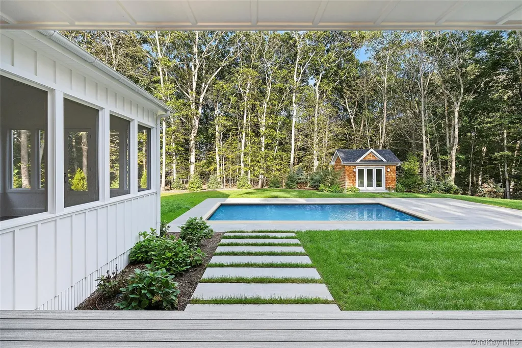 5697 Westphalia Road Mattituck NY 11952