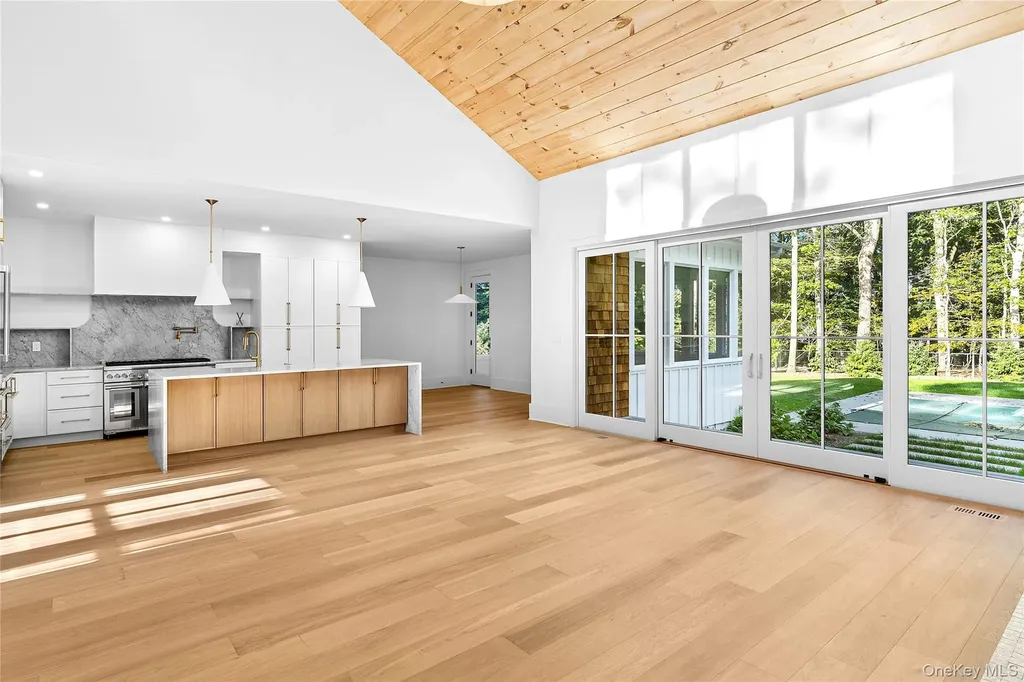 5697 Westphalia Road Mattituck NY 11952