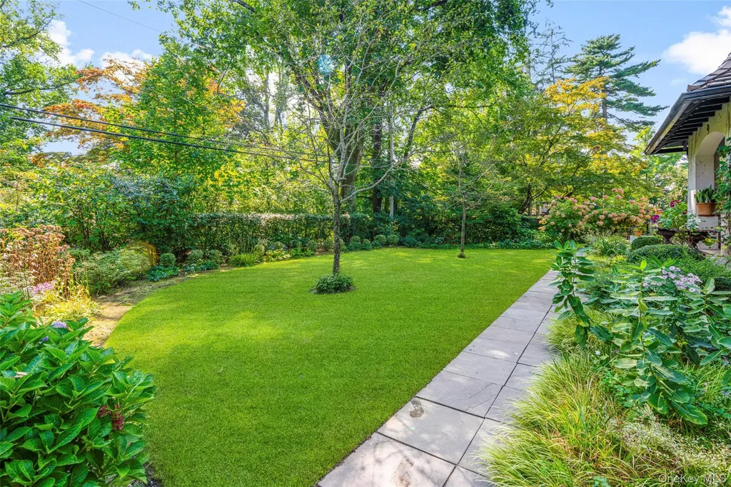 9 Forest Place New Rochelle NY 10804