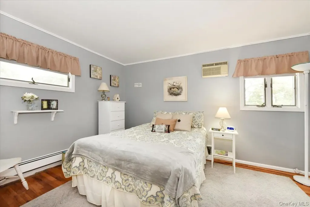 33 Ford Drive S Massapequa NY 11758