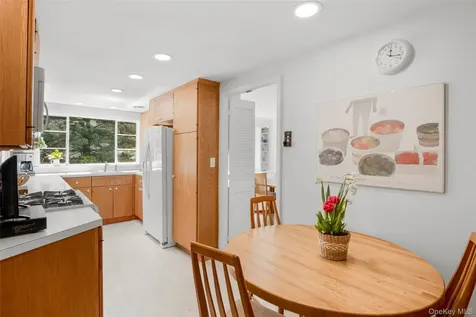 89 Edgewood Avenue Larchmont NY 10538