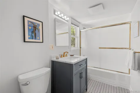 89 Edgewood Avenue Larchmont NY 10538