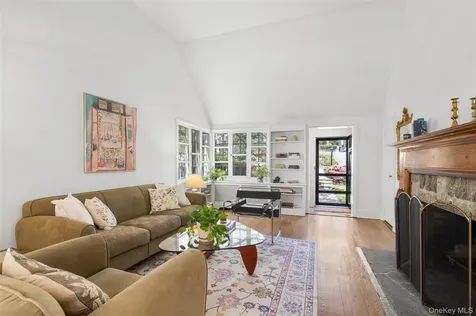 89 Edgewood Avenue Larchmont NY 10538