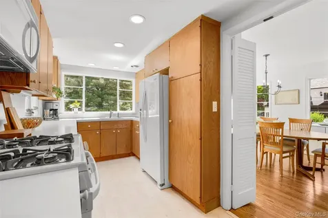 89 Edgewood Avenue Larchmont NY 10538