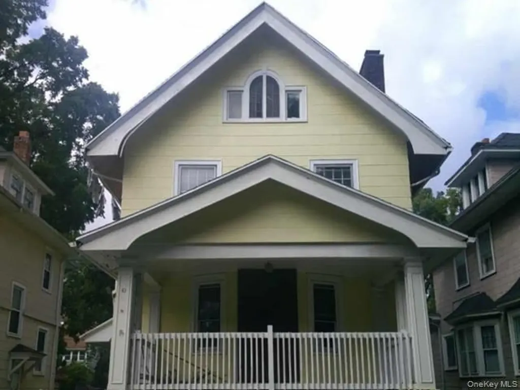 63 Rugby Avenue Rochester NY 14619