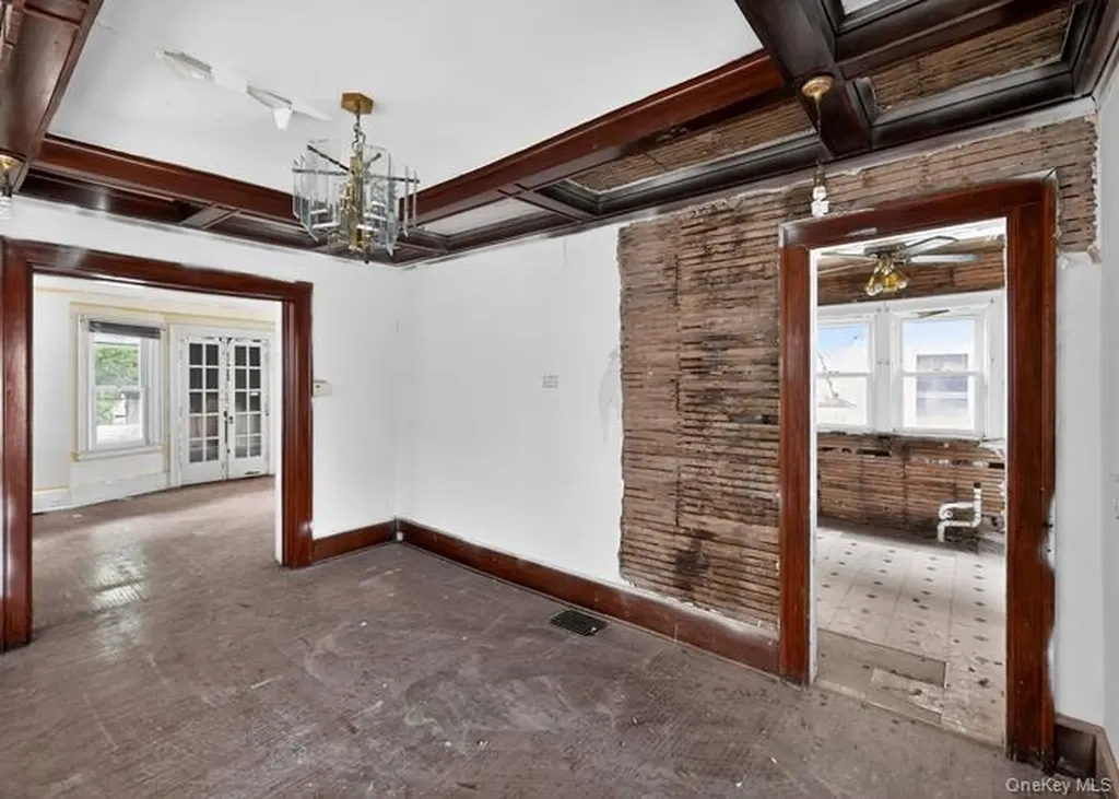 63 Rugby Avenue Rochester NY 14619