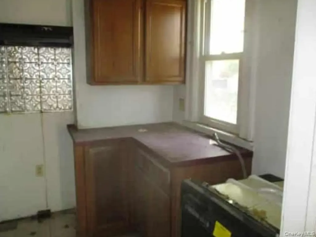 63 Rugby Avenue Rochester NY 14619