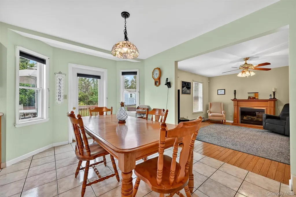 3 Derose Lane Chester NY 10918
