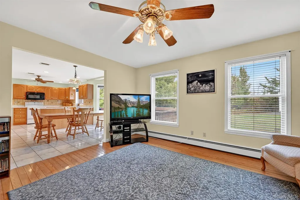 3 Derose Lane Chester NY 10918