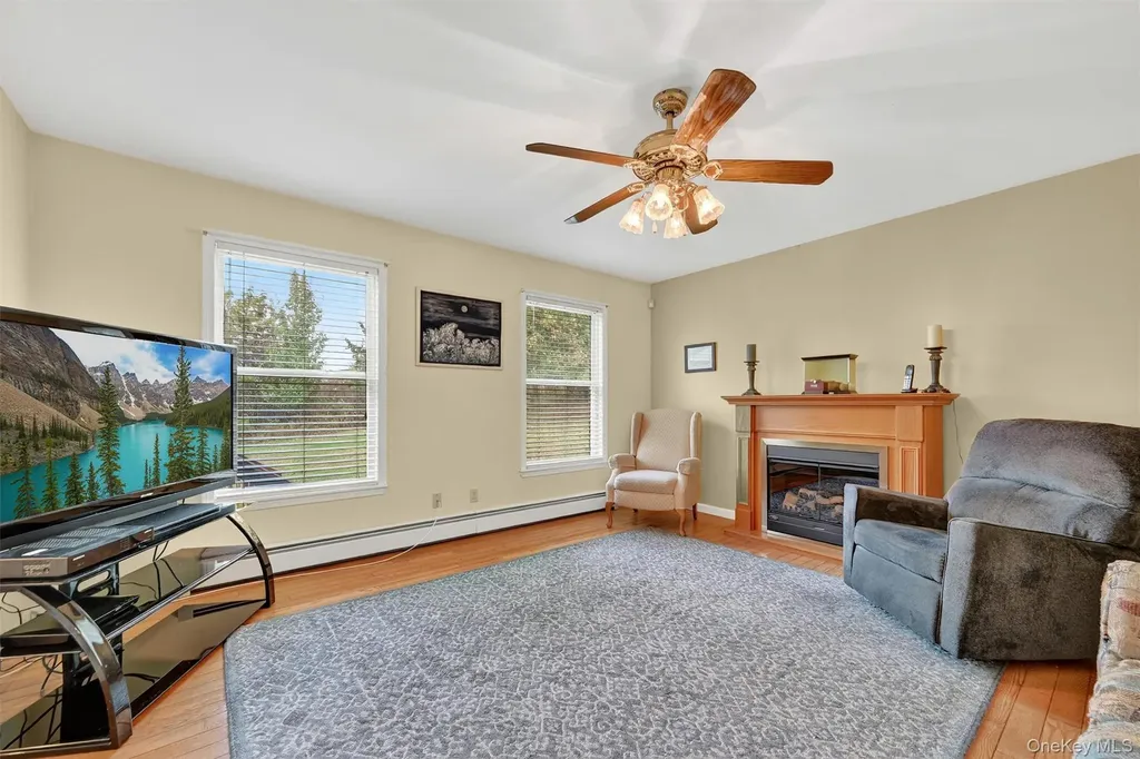 3 Derose Lane Chester NY 10918