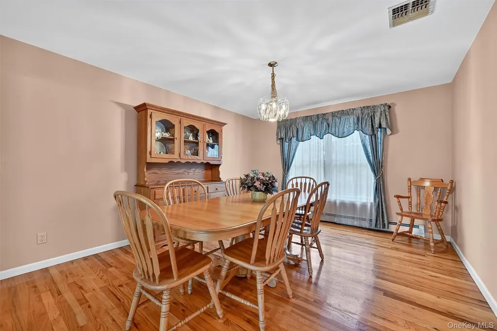 3 Derose Lane Chester NY 10918