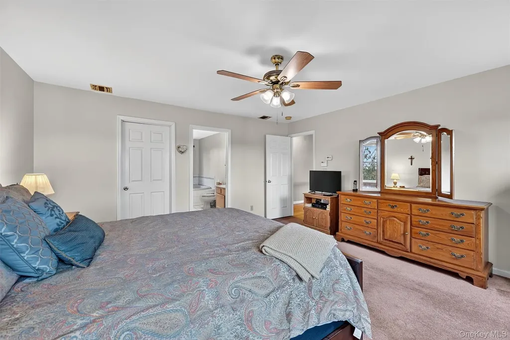 3 Derose Lane Chester NY 10918