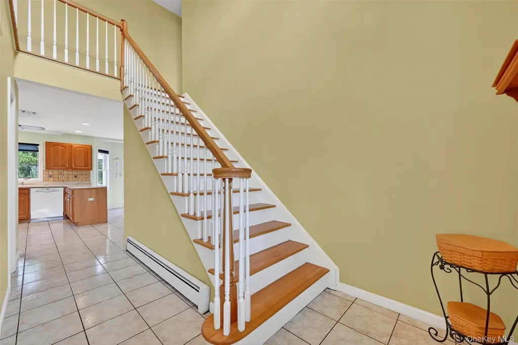 3 Derose Lane Chester NY 10918