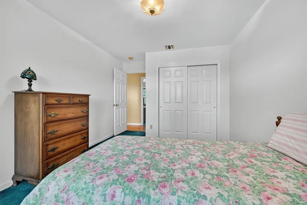 3 Derose Lane Chester NY 10918