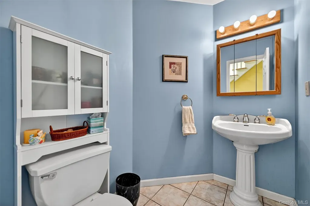3 Derose Lane Chester NY 10918
