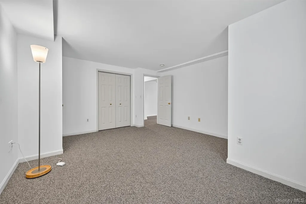 3 Derose Lane Chester NY 10918
