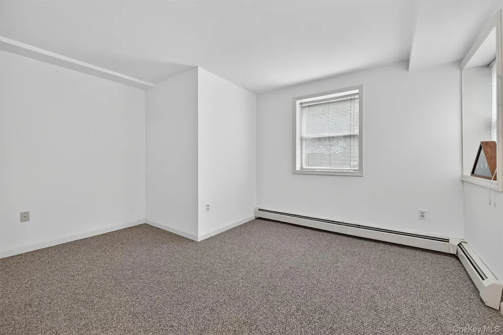3 Derose Lane Chester NY 10918