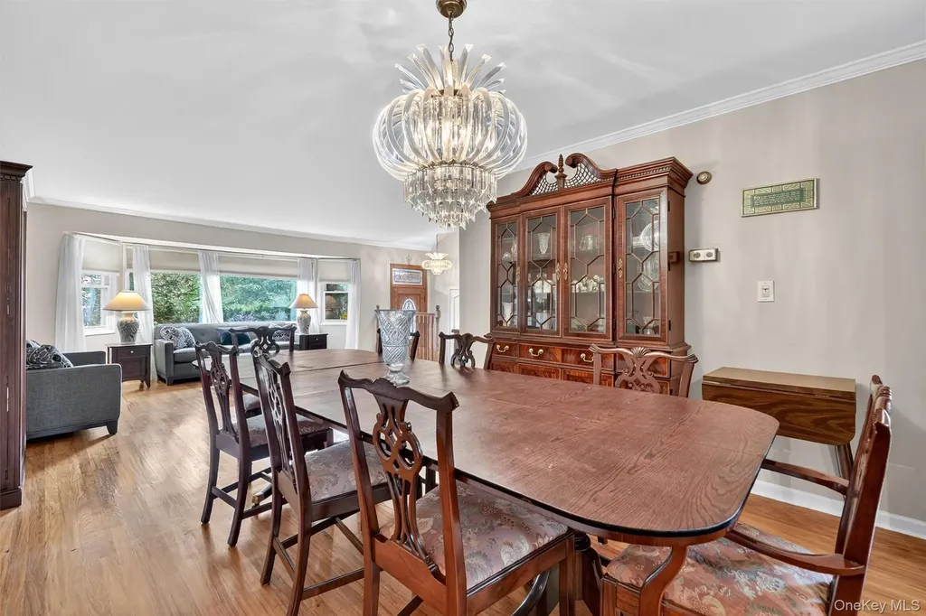 177 Finmor Drive White Plains NY 10607