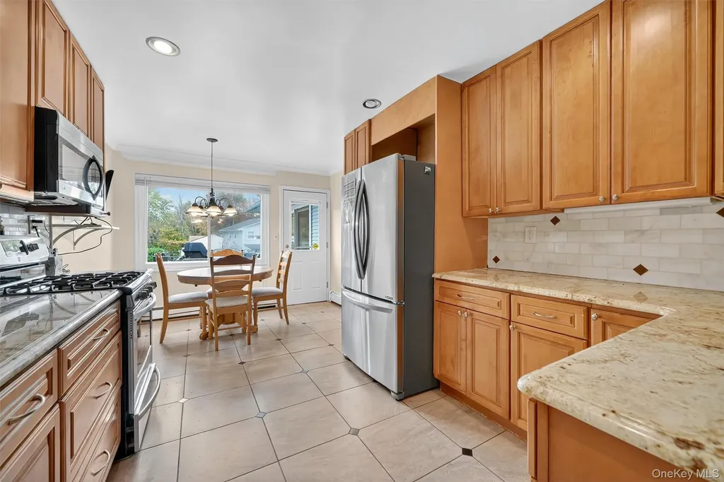 177 Finmor Drive White Plains NY 10607