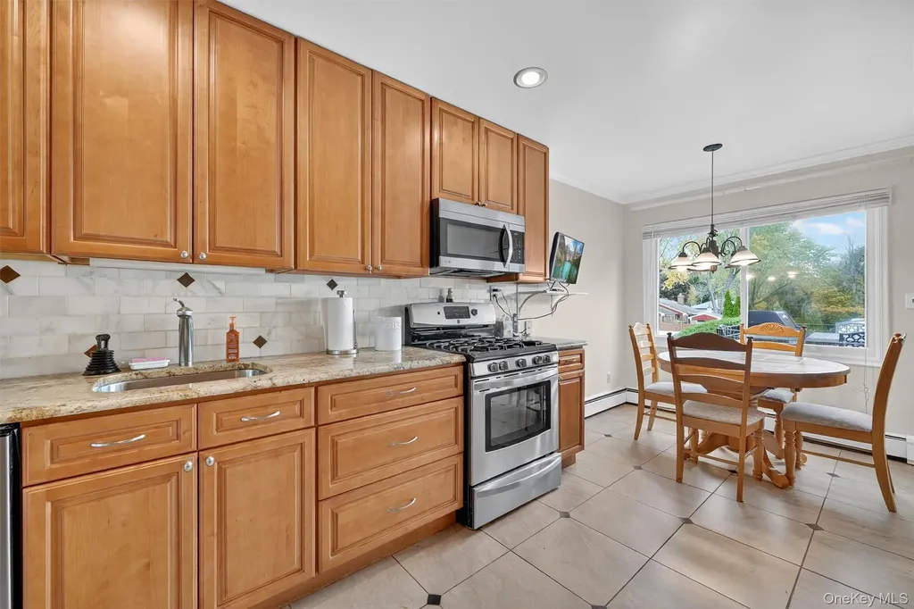 177 Finmor Drive White Plains NY 10607